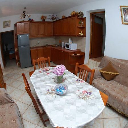 Vila Ronaldo Daire Ksamil Dış mekan fotoğraf