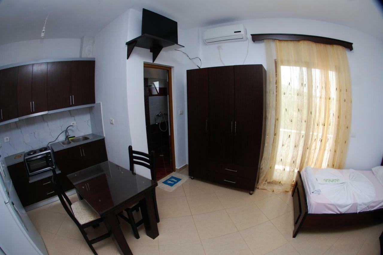 Vila Ronaldo Daire Ksamil Dış mekan fotoğraf