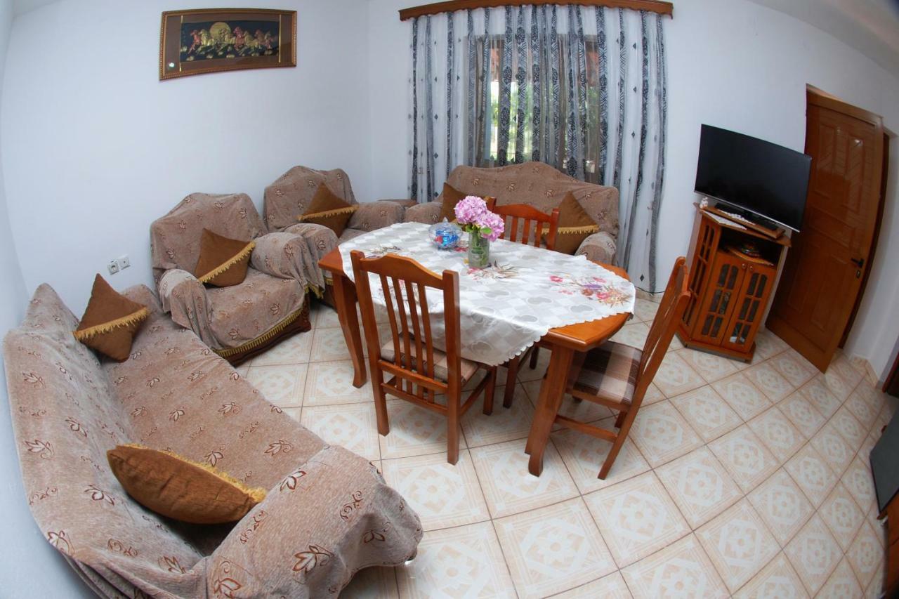 Vila Ronaldo Daire Ksamil Dış mekan fotoğraf